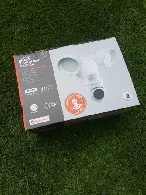 cocoon smart floodlight camera