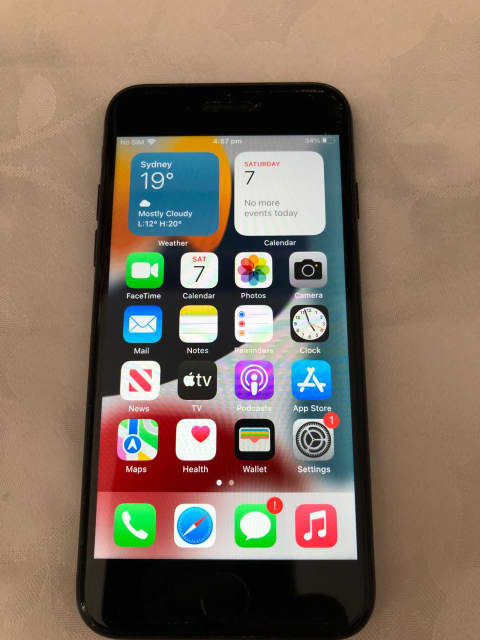 iPhone 7 32GB - MN8X8X/A - black - unlocked - very good condition