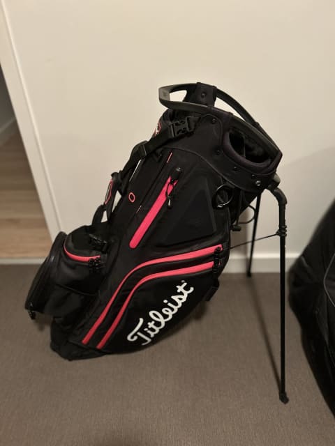 Titleist Jet Black Premium Staff Stand Bag | Snainton Golf