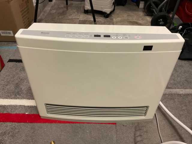 **As New** Rinnai Avenger 25 Portable Gas Convection Heater | Air ...