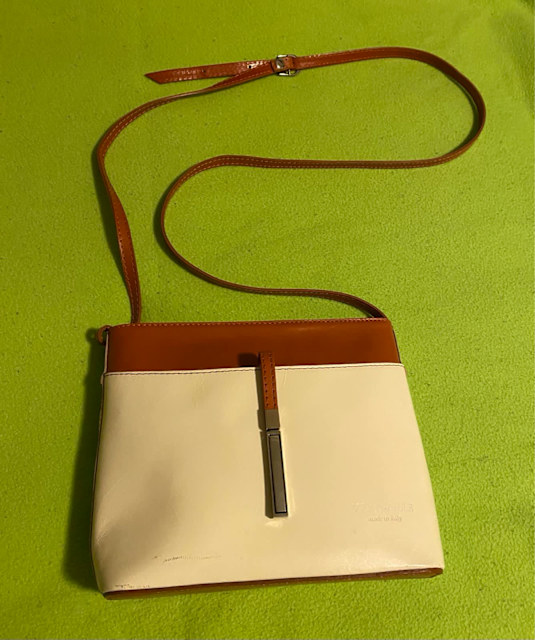 VERA PELLE Ladies Leather Shoulder Bag Made in ItalyPreowned Bags