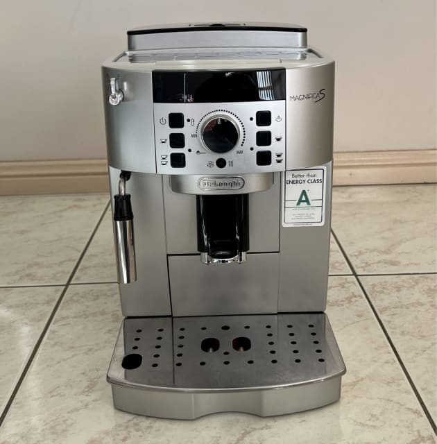Delonghi Magnifica S Coffee Machine Coffee Machines Gumtree