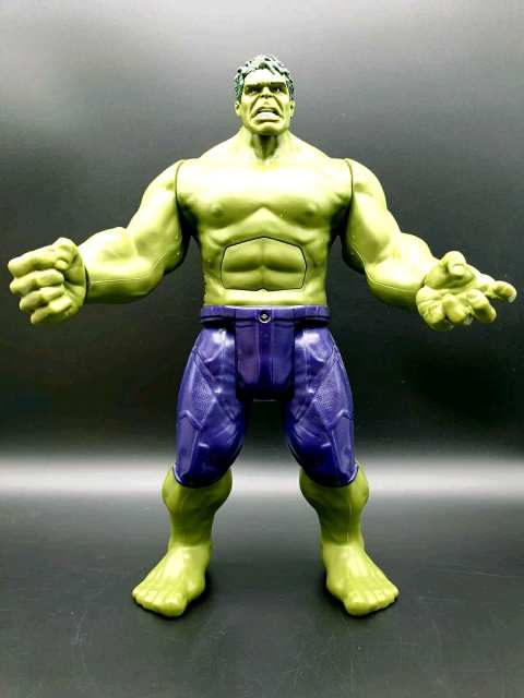 marvel avengers hulk talking action figure