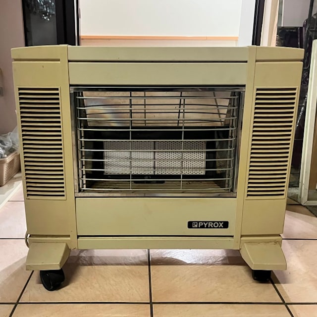 Pyrox Natural Gas Portable Room Heater with Wheels Air Conditioning