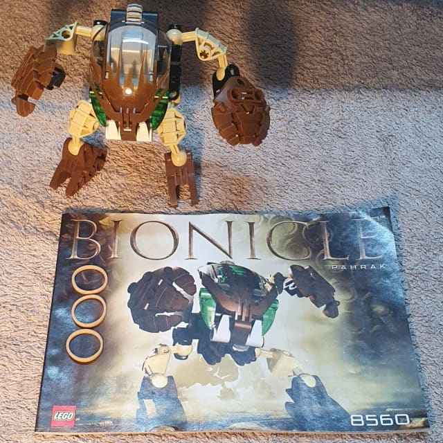 Lego Bionicle Set 8560 Bohrok Pahrak With Instruction Manual