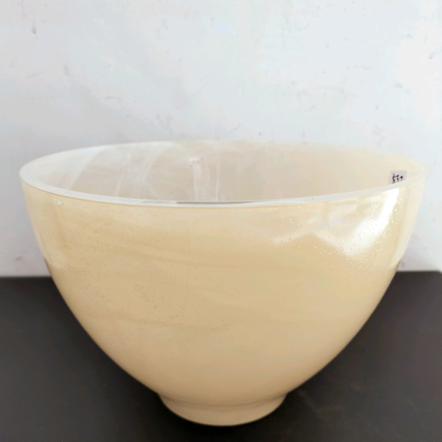 Hand blown glass bowl. Size in pics. Vases & Bowls Gumtree