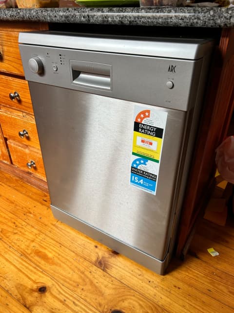 Arc ad14s hot sale freestanding dishwasher