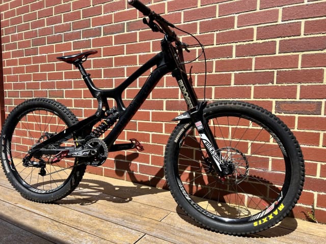 2013 Santa Cruz V10C Men s Bicycles Gumtree Australia