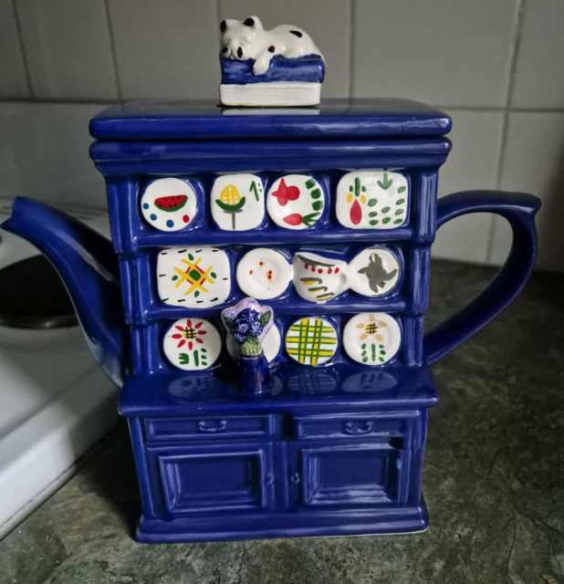 BLUE KITCHEN CUPBOARD AND CAT TEAPOT VERY RARE AND DECORATIVE Other
