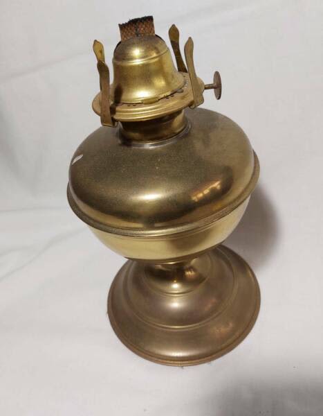 Vintage brass oil lamp made England good condition H23cm | Antiques ...