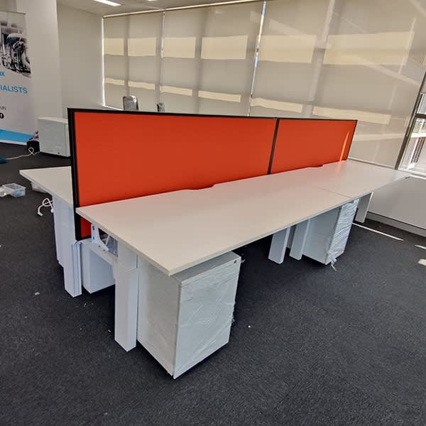 Our Price 350 RRP 1200! Electric desk, sit stand desk, office desk