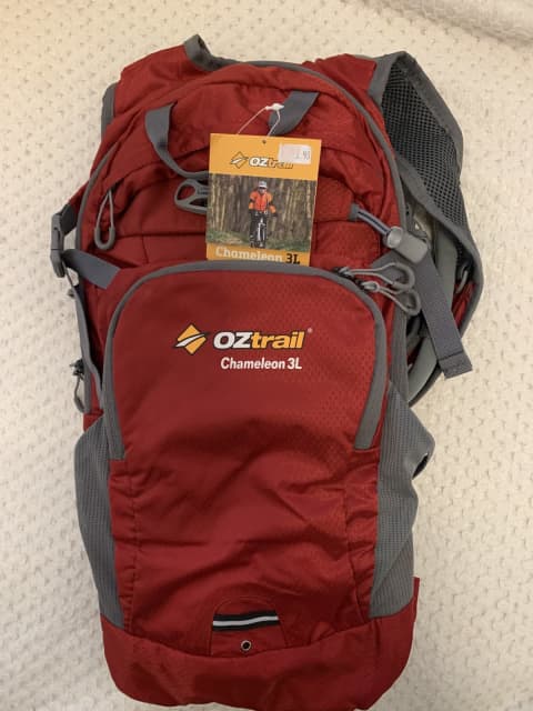 OZtrail 3L Chameleon Hydration BackPack Red Miscellaneous