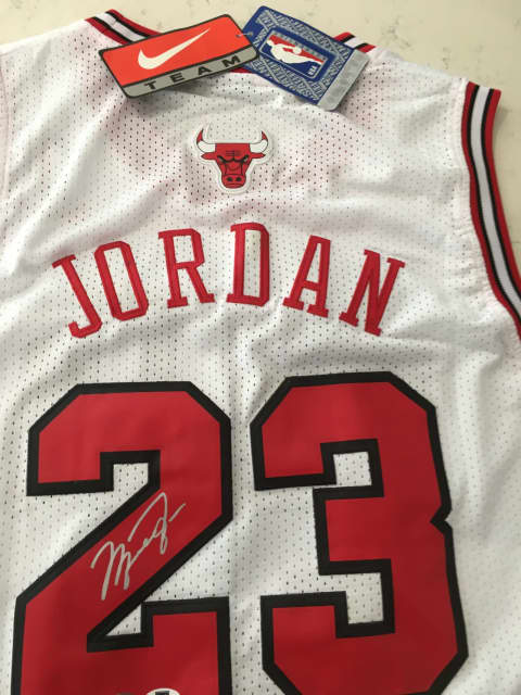 IN HAND* Michael Jordan Nike AUTHENTIC Chicago Bulls Icon Jersey