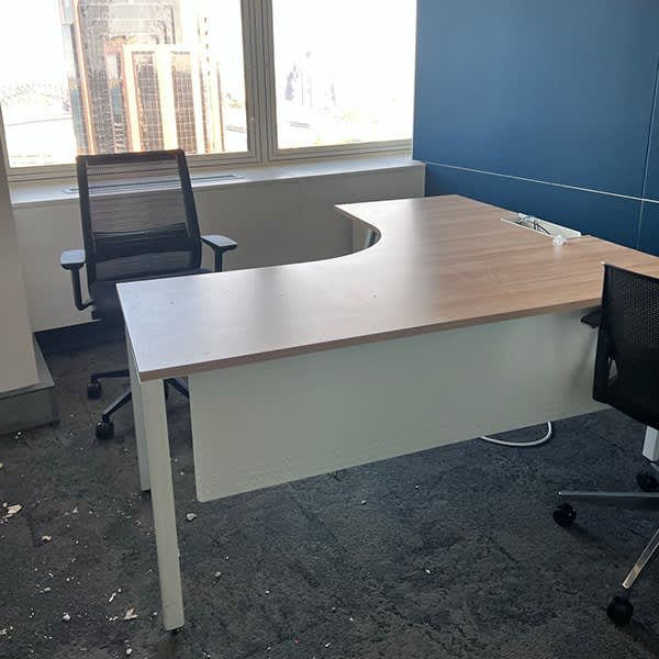 Our price 350 RRP 900 L Shaped Executive Office Desk Desks