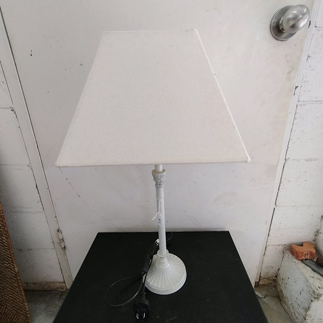 White art deco style table lamp Table & Desk Lamps Gumtree