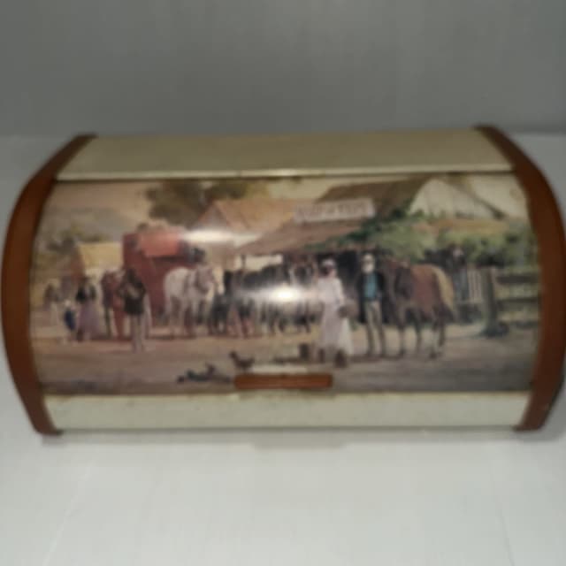 Vintage Retro Willow Bread Tin Harp Of Erin & Horses Other Antiques