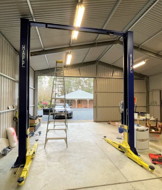 390 DISCOUNT! Car Hoist 4T 2 post HAPP 60P Bris 240v w/FREE ramps