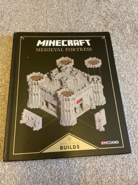 Exploded Builds: Medieval Fortress