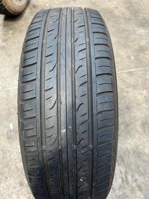 235 60 R18 Dunlop Grandtrek PT3 Used Tyre Audi Q5 Mazda CX-7 | Wheels ...