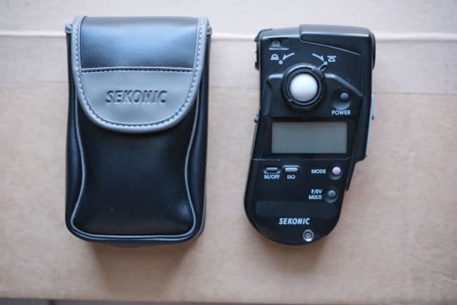 Sekonic L-408 multimaster light meter | Digital Camera Accessories