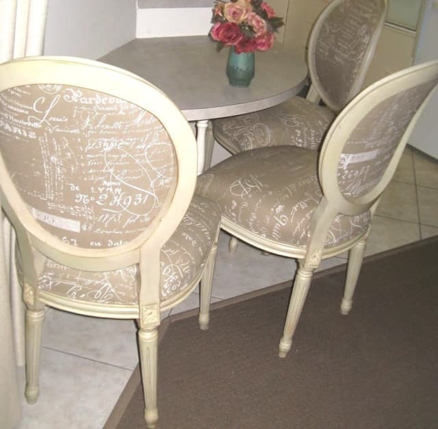 FRENCH PROVINCIAL/ HAMPTONS STYLE Set of 3 Dining Chairs Dining
