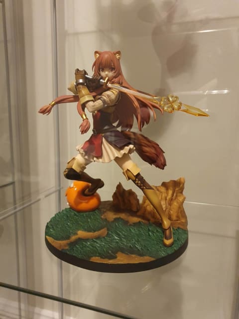 raphtalia anime figure