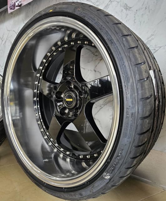 Simmons Flow Form Deep Dish Wheels Suit Commodore VH, VL, VE, VF Wheels, Tyres & Rims