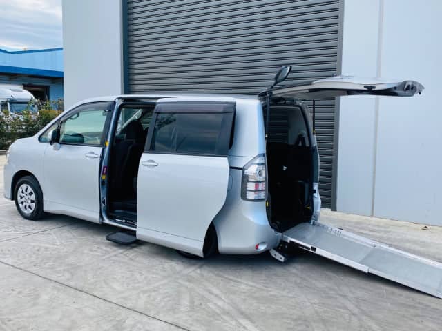 MY2014 Toyota Voxy Welcab WHEELCHAIR DISABLED ACCESS NDIS COMPLIANT ...