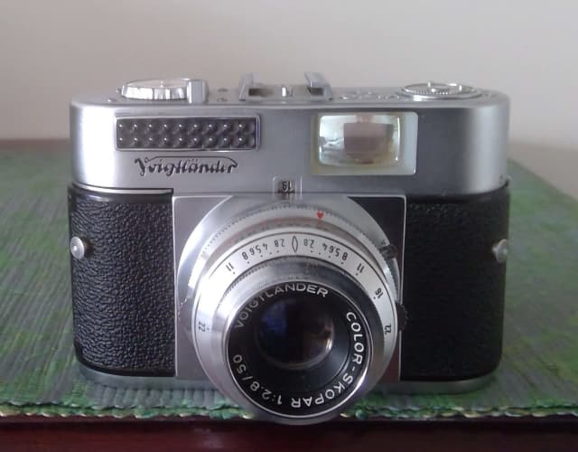 Vintage Voigtlander Vito BL 35mm film Camera. Color Skopar 50mm Lens