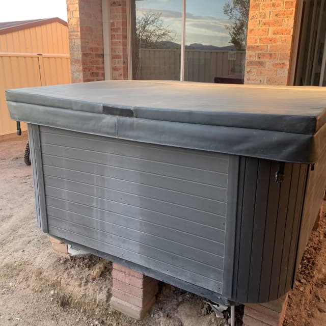 Spa for sale Pool in Banks ACT Gumtree Australia
