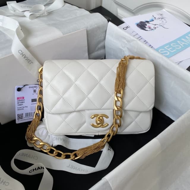 An Authentic Chanel Large Black Lambskin Matelasse Handbag Shoulder Bag   Artedeco  Online Antiques