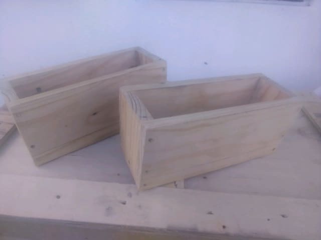 35cm Mini Planter Boxes With Clear Wood Varnish 