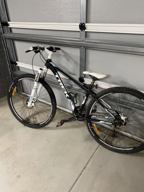 trek mamba price