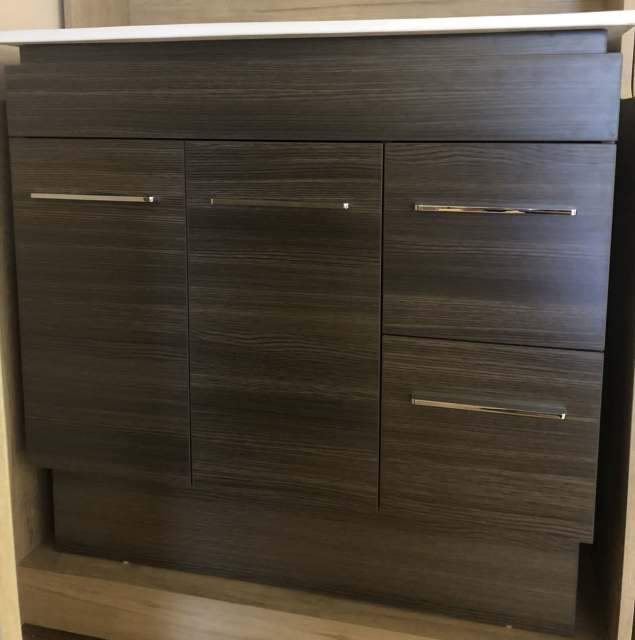 900mm vanity with ceramic top, Ash Grey pick up only Building