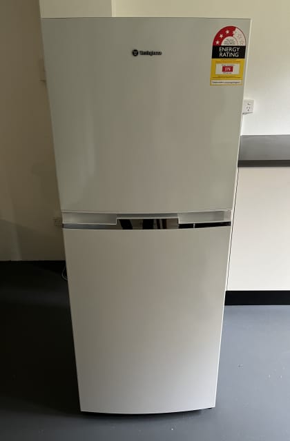 westinghouse 230l top mount fridge