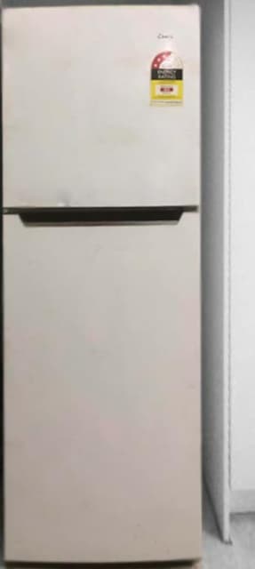 chiq 216l top mount fridge ctm216w