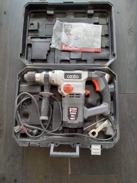 Ozito 1600w sds+ 4j rotary hammer online drill kit