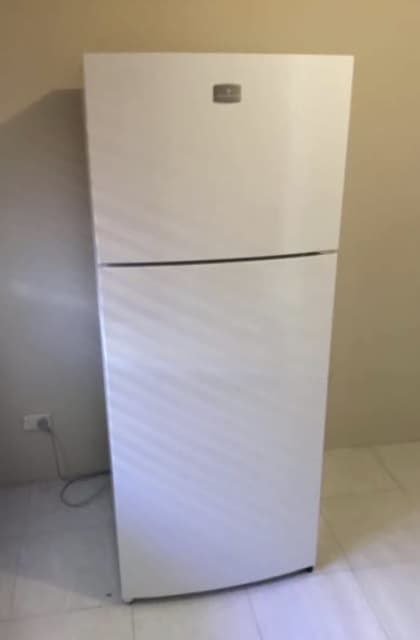 used kelvinator fridge