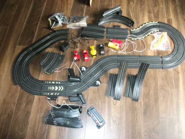 SUPER LOOPS electric power racing set | Toys - Indoor | Gumtree ...