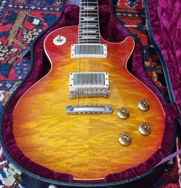 Gibson Custom Shop Les Paul VOS R9 59 Reissue Guitars & Amps in