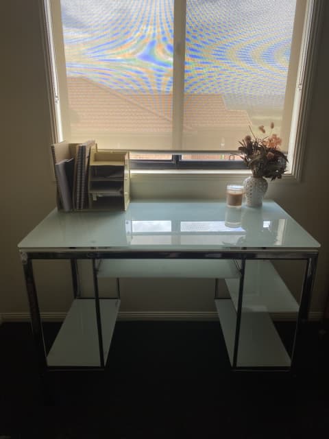 glass desk gumtree