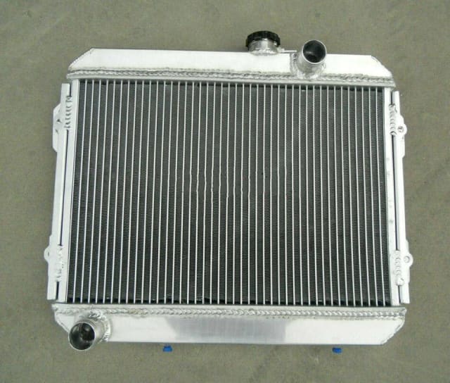 Radiator for Toyota Corolla KE30 KE38 KE55 KE70******1985 AT/MT