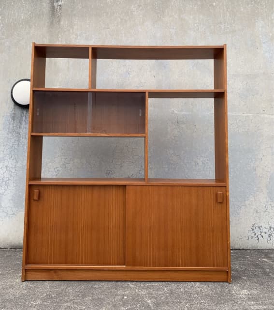 AMAZING TEAK VINTAGE MID CENTURY SIDEBOARD WALL UNIT ROOM DIVIDER