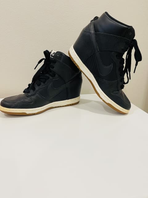 womens nike leather high tops