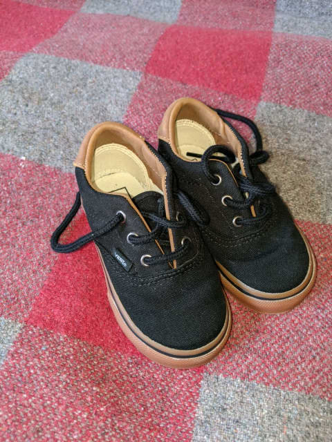 Sidst Knop efterår Like New Baby Toddler Size 6 Black Vans Shoes | Kids Clothing | Gumtree  Australia Murray Bridge Area - Murray Bridge | 1315513243