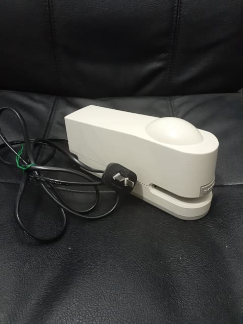 Boston electric stapler model 100 deals staples