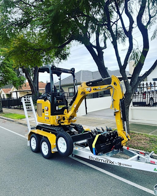 New 2022 1.5 Tonne CAT Excavator. Dry hire and Wet hire availability