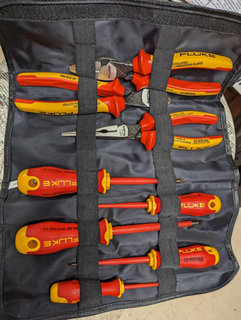 Fluke insulated hand tools starter kit