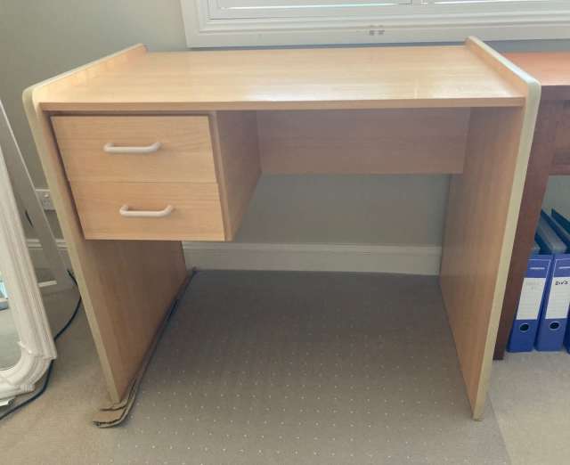 DESK 2 Drawer Desks in Coogee NSW Gumtree Australia