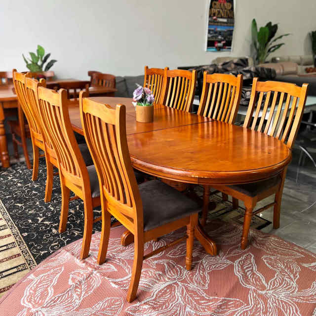 Large & Sturdy Wooden Extendable Dining Table + 8 Chairs Set Dining